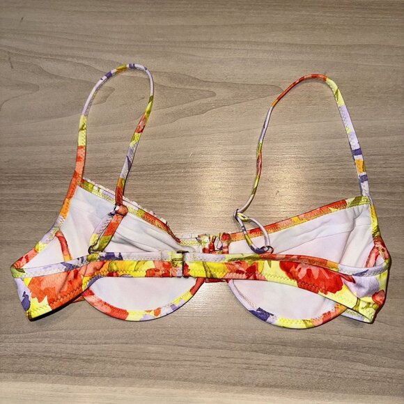 NWOT Heavy Manners Ruffled Up Spring Floral Underwire Bikini Top Women's X-Small - Picture 4 of 6